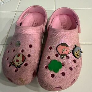 Kids Pink Clogs with Fun Charms